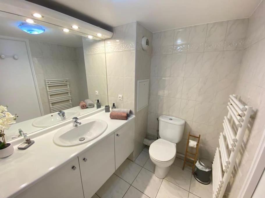 Magnifique Duplex 45 M2 Aux Portes De Paris Metro Barbara A 30Mn Expo Porte De Versailles Монруж Екстериор снимка