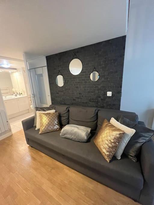 Magnifique Duplex 45 M2 Aux Portes De Paris Metro Barbara A 30Mn Expo Porte De Versailles Монруж Екстериор снимка